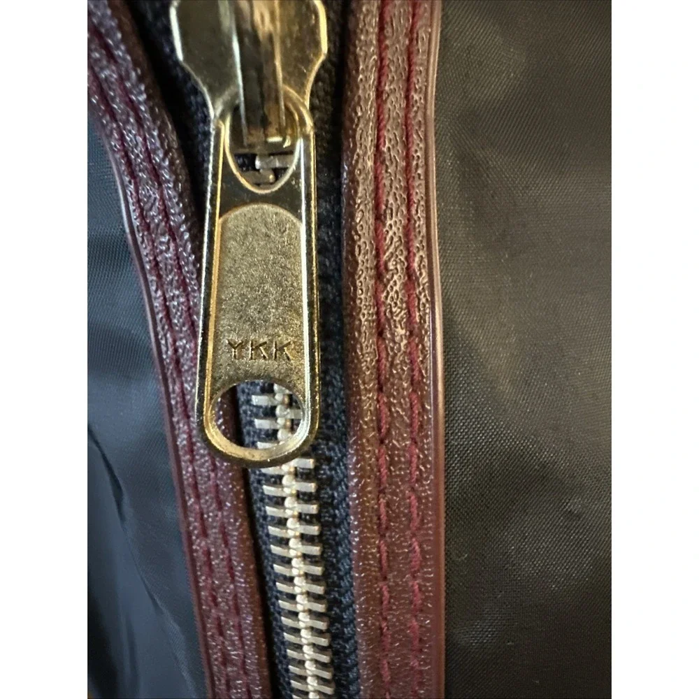 Vintage‎ Sears Garment Travel Bag Black & Burgundy Full Zip PU Leather polyester